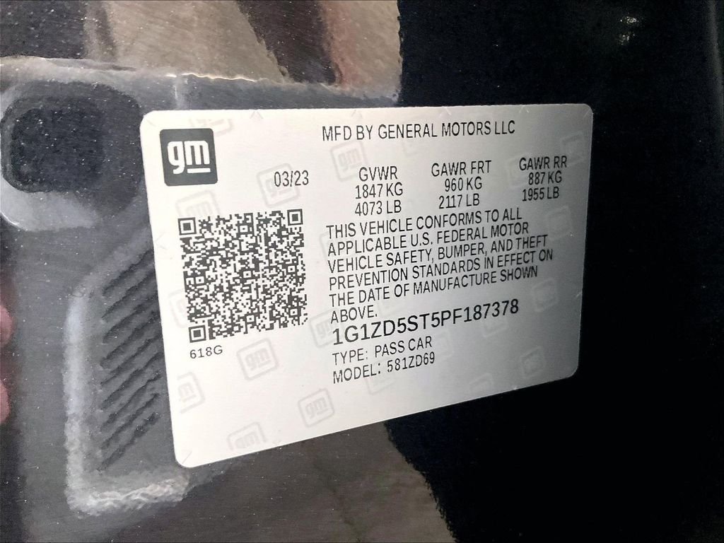 Used 2023 Gray Chevrolet LT image 35