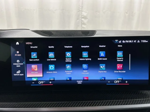 Used 2023 Black BMW xDrive40i image 15