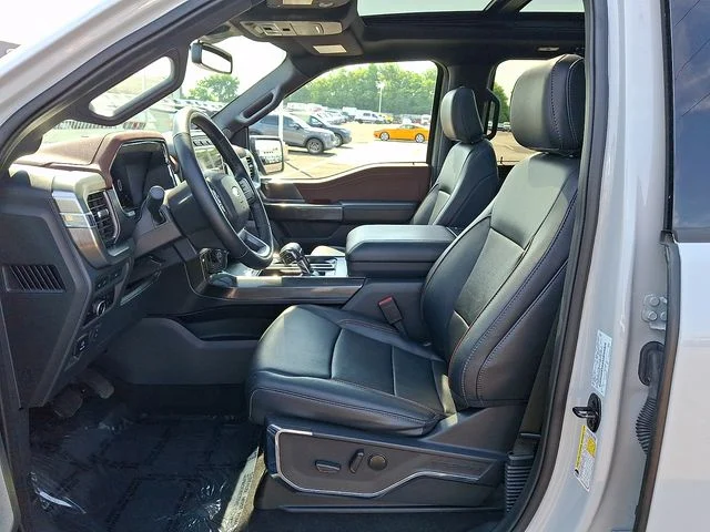 Used 2023 Avalanche Ford Lariat image 13