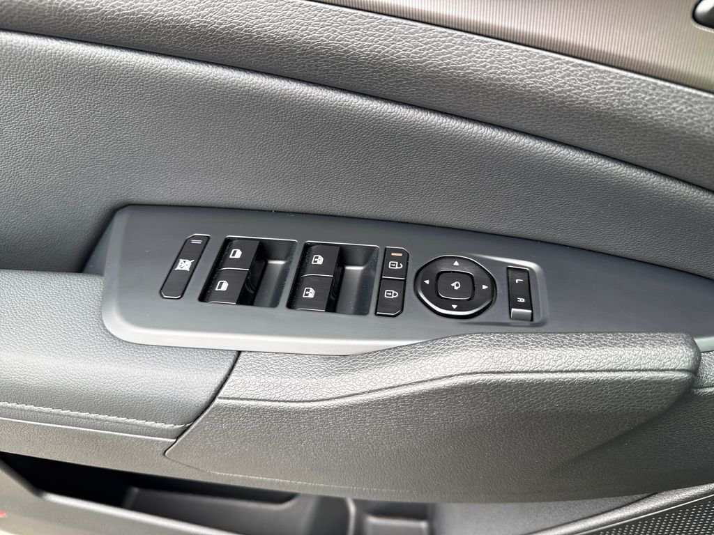 New 2026 Fusion Black Kia SX Prestige image 31