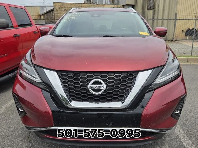 Used 2021 Red Nissan Platinum image 7