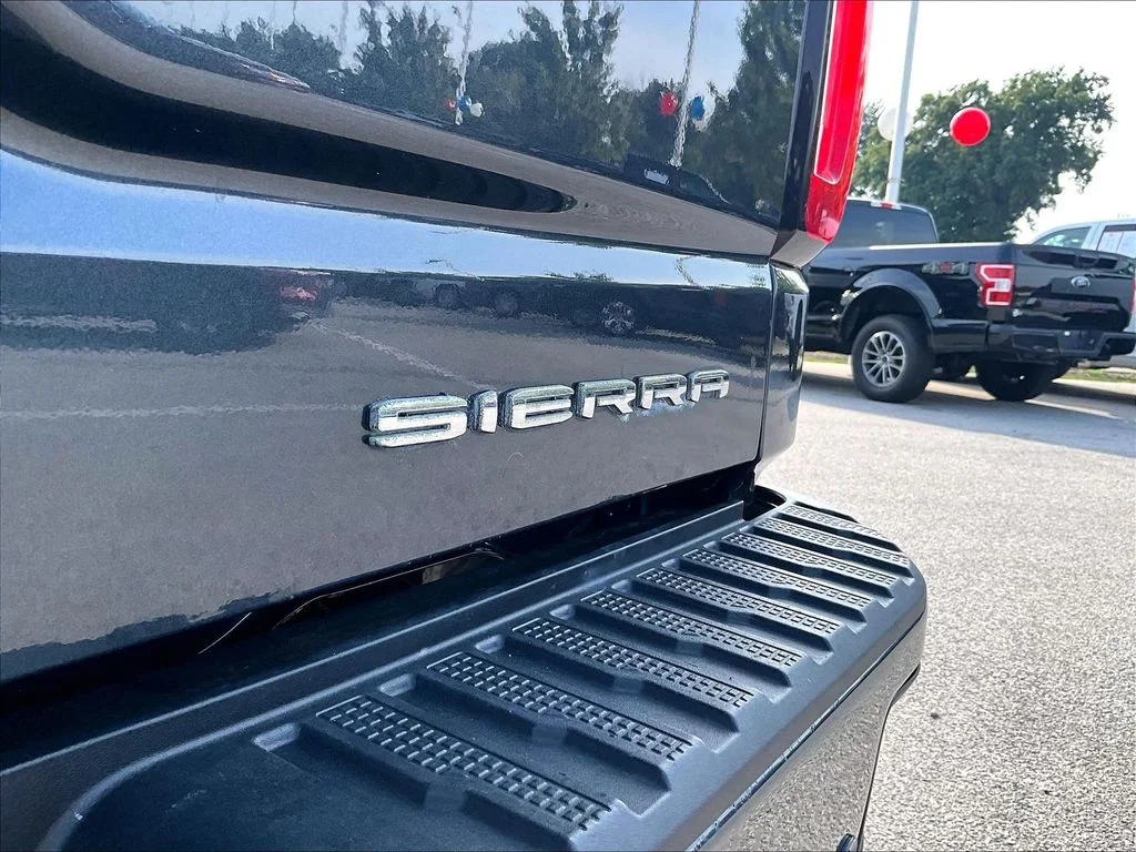 Used 2020 Blue GMC Denali image 9