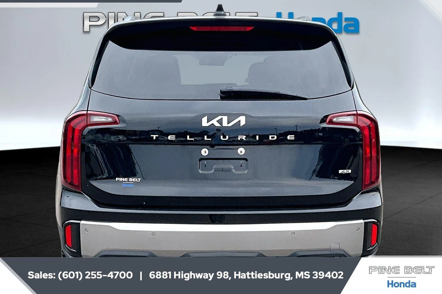 Used 2025 Ebony Black Kia S image 4