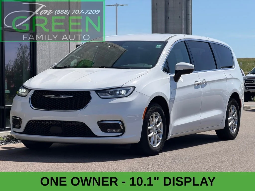 Used 2023 White Chrysler Touring image 1