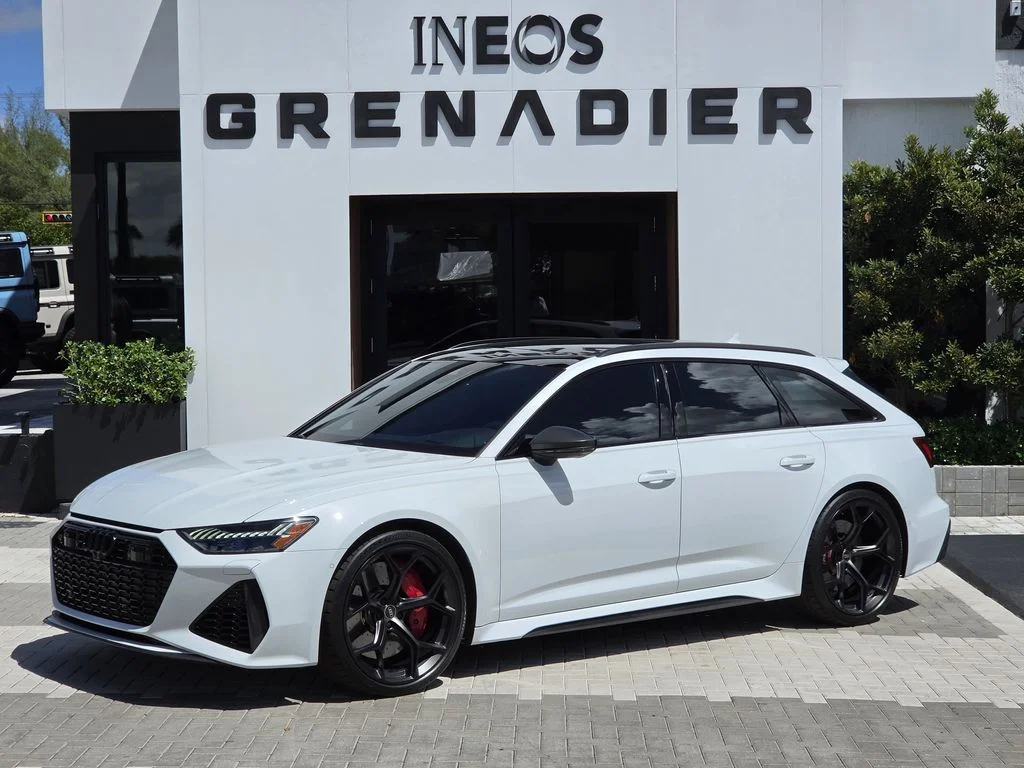 Used 2025 Glacier White Metallic Audi 4.0T image 2