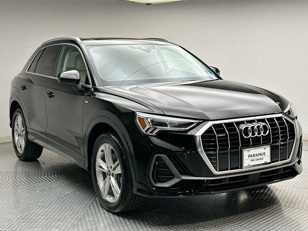 Used 2021 Black Metallic Audi Premium Plus image 15