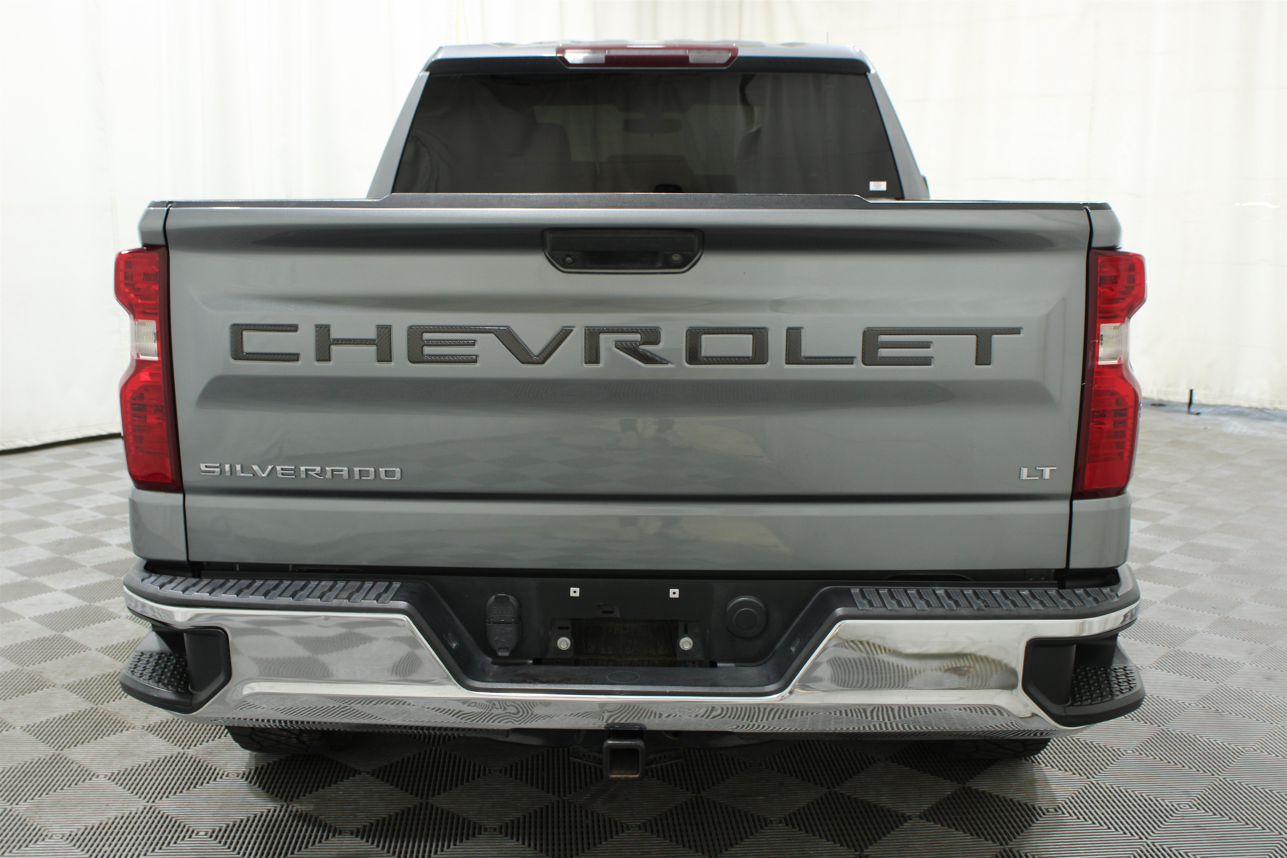 Used 2020 Satin Steel Metallic Chevrolet LT image 25
