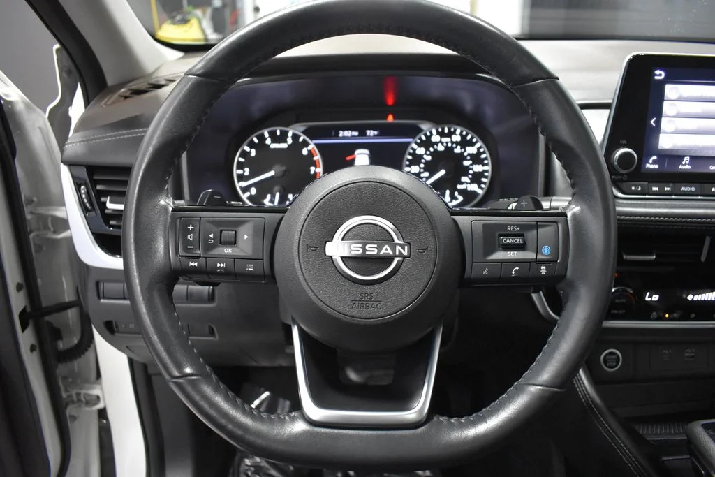 Certified Used 2023 White Nissan SL image 27