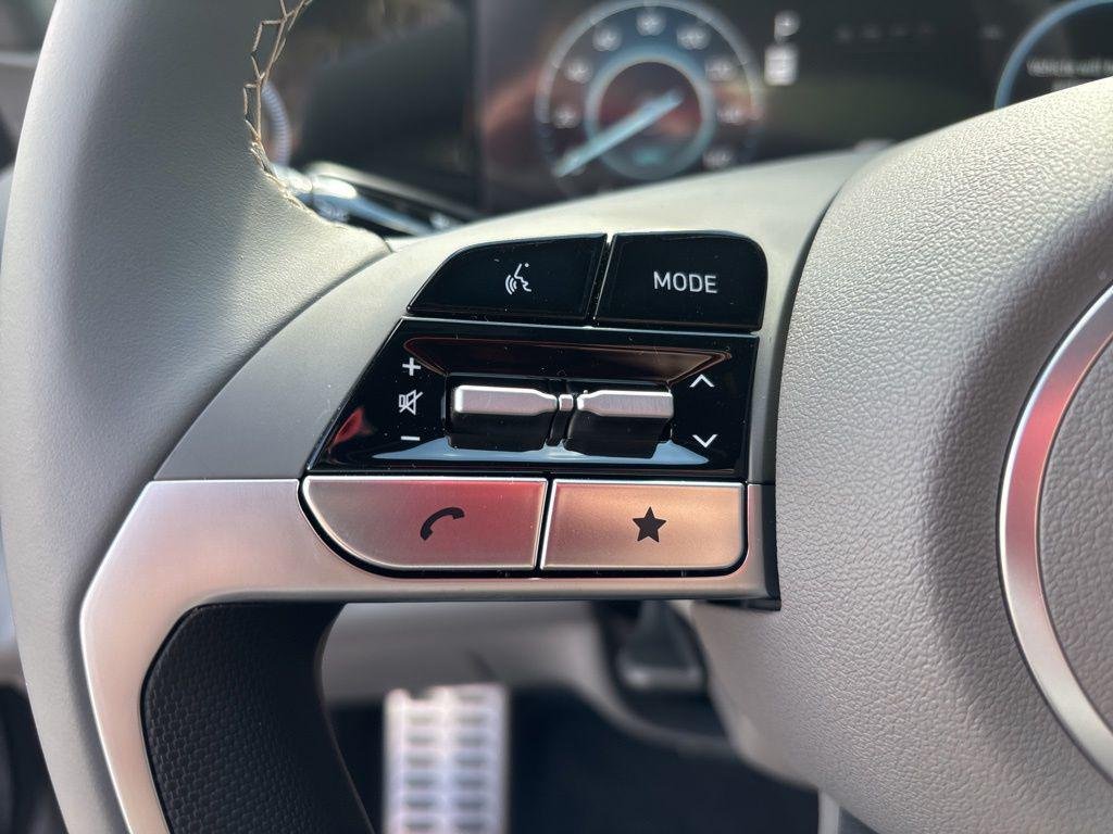 2025 Hyundai Elantra Blue - Photo 23