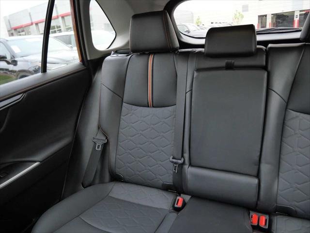 Certified Used 2022 RUBY FLARE PEARL Toyota  image 13