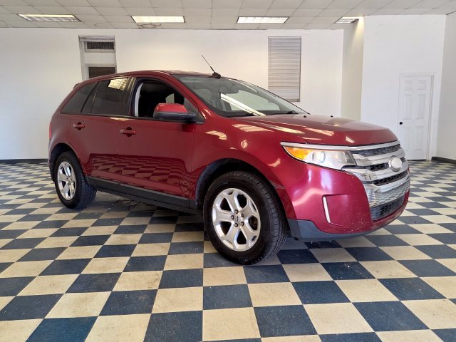 Used 2013 Red Ford SEL image 1