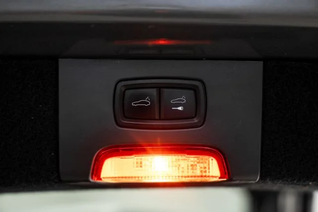 Used 2014  Porsche Diesel Platinum Edition image 42