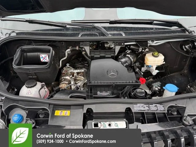 Used 2025 Obsidian Black Metallic Mercedes-Benz Cargo 170 WB image 39