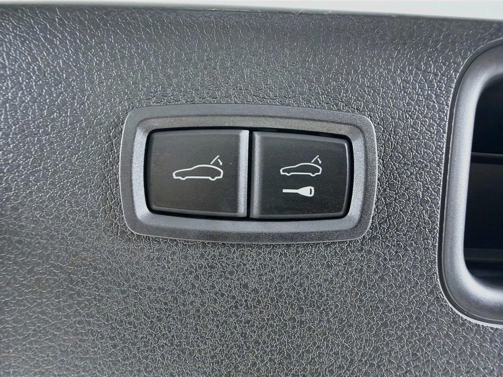 Used 2026 White Porsche T image 26
