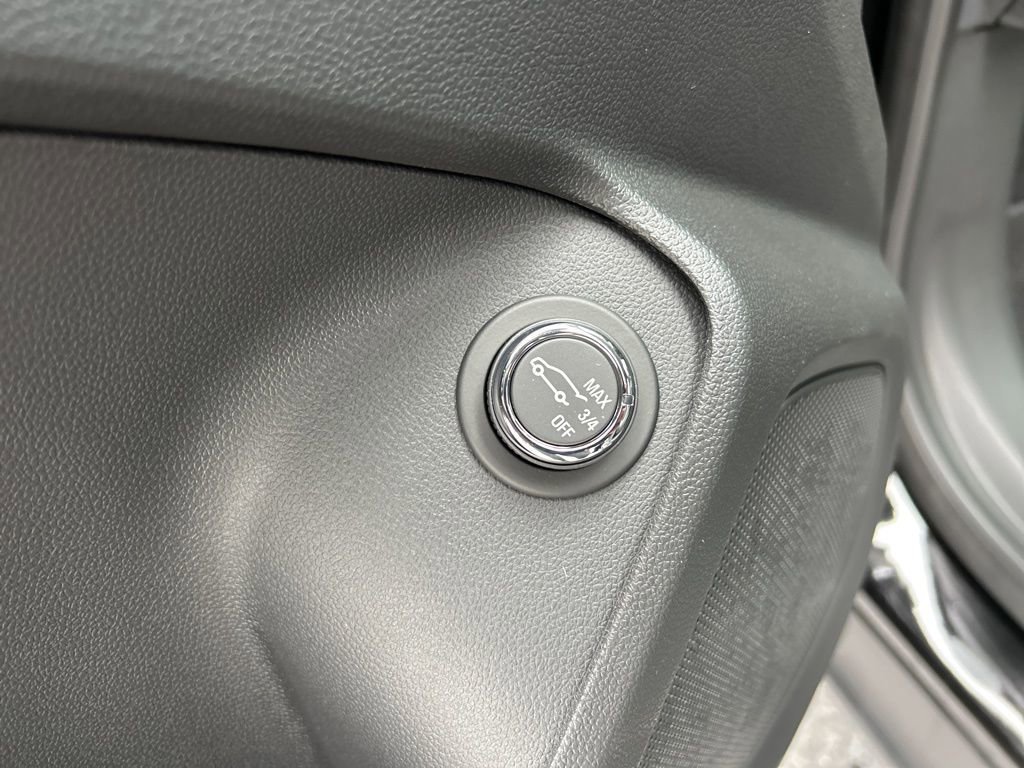 New 2026 Mosaic Black Metallic Chevrolet LT image 19