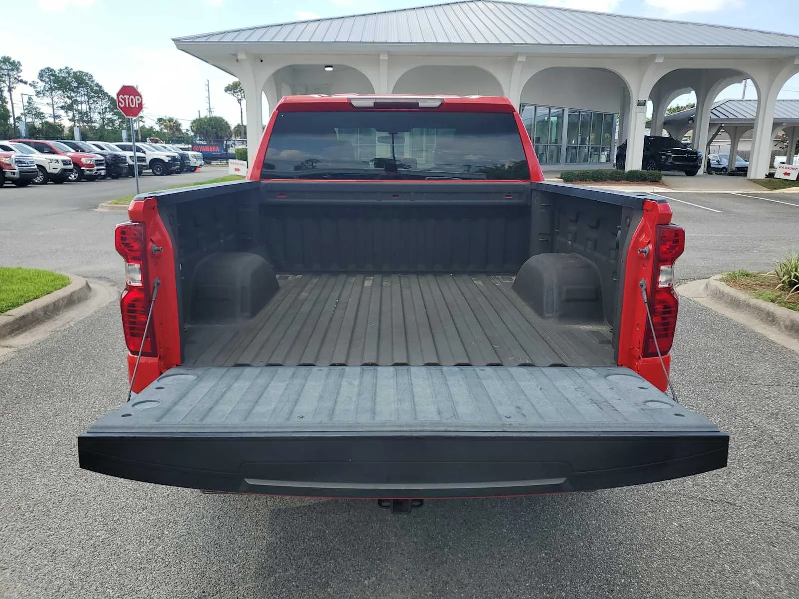 Used 2019 RED HOT Chevrolet LT image 5