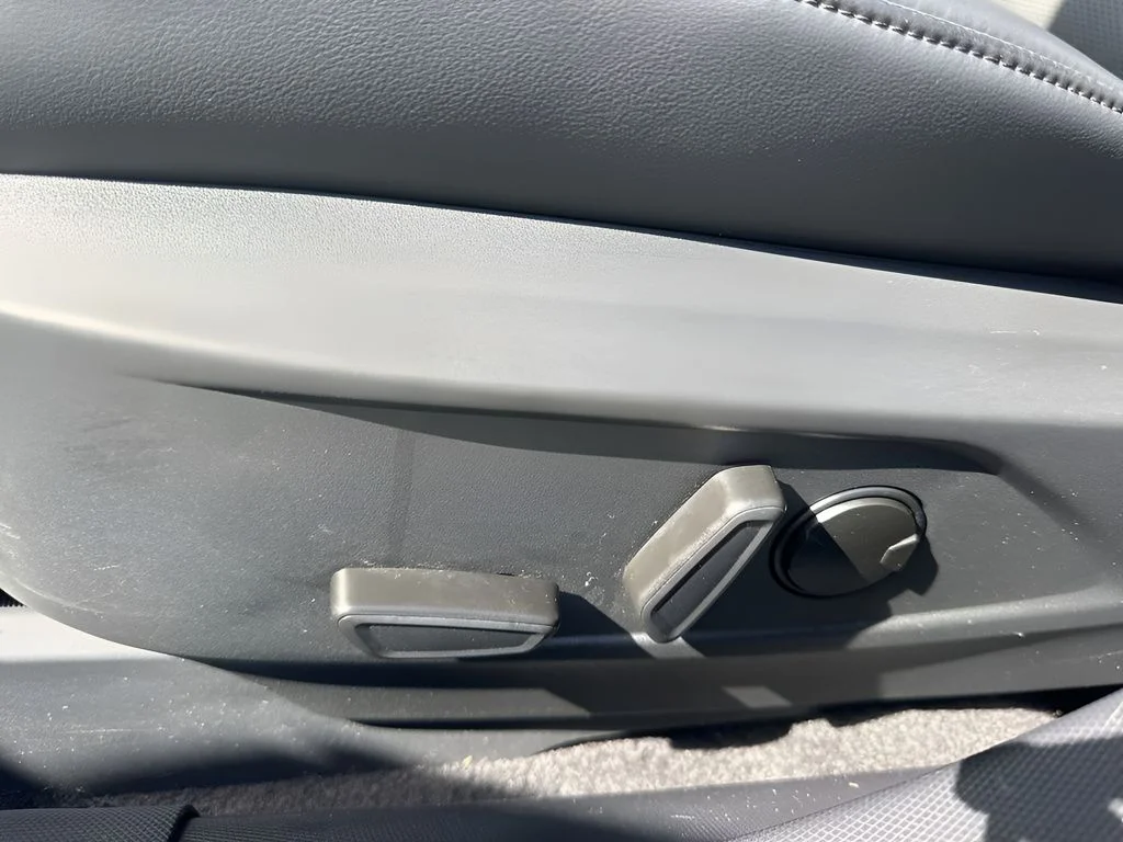 Used 2023 Gray Ford Premium image 10