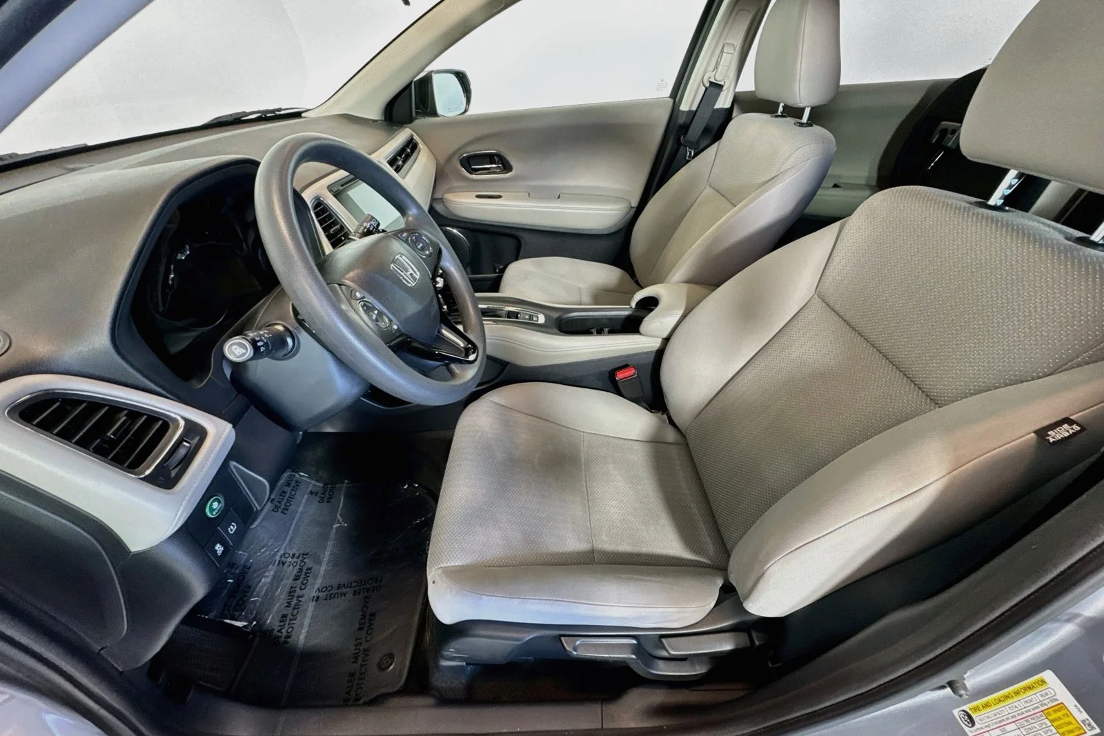 Used 2018 Lunar Silver Metallic Honda EX image 18