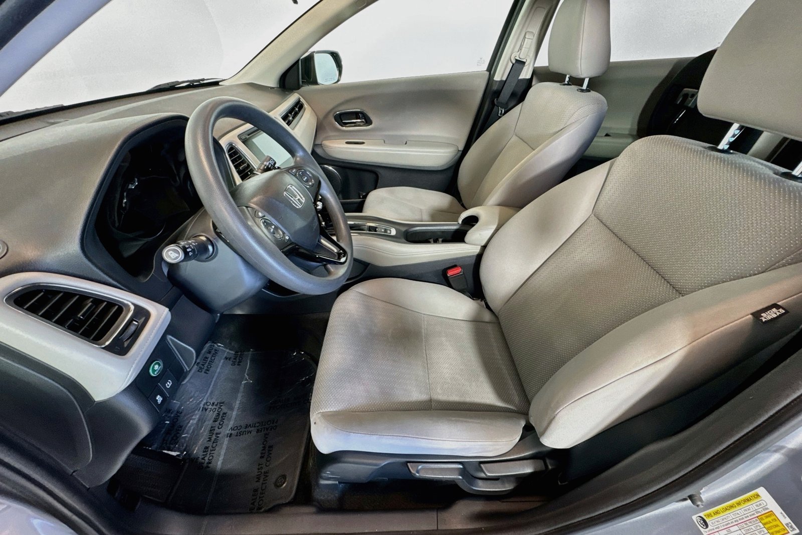 Used 2018 Lunar Silver Metallic Honda EX image 18