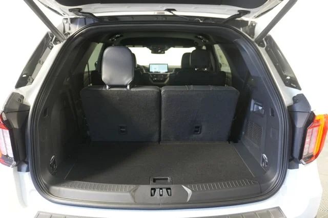 New 2027 Star White Metallic Tri-Coat Ford Tremor® image 30
