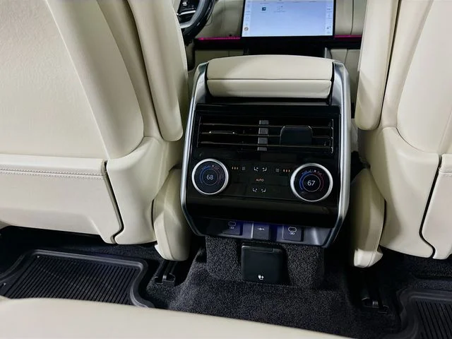 Certified Used 2025 Santorini Black Land Rover SE image 25