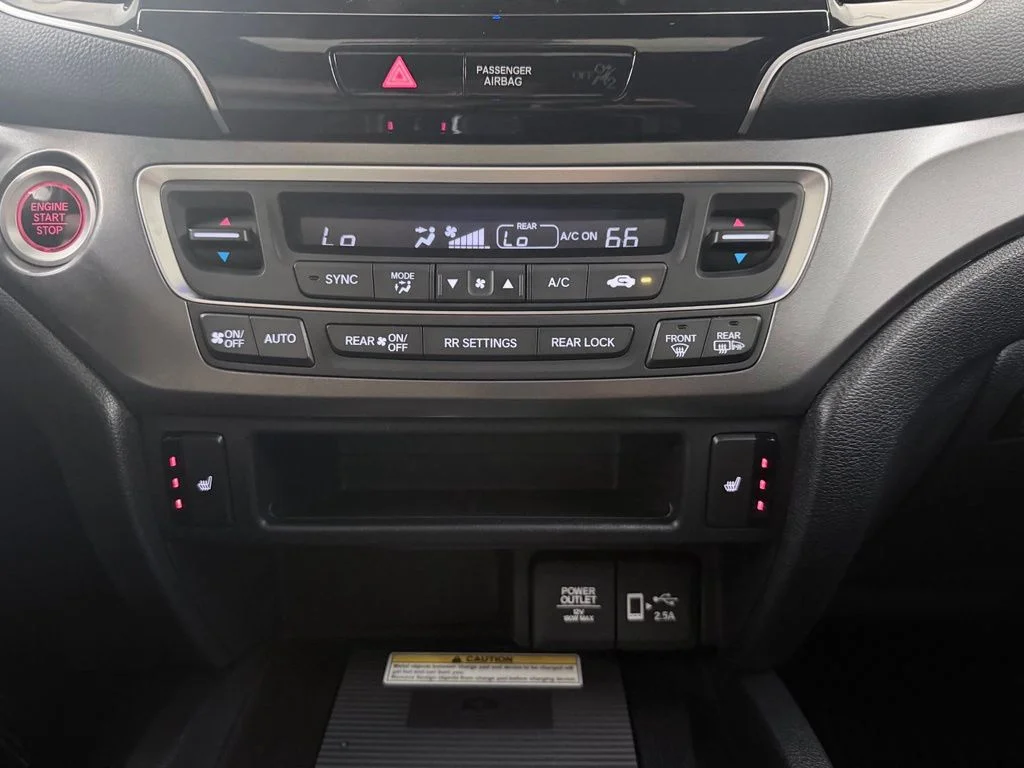 Used 2022 White Honda Special Edition image 24