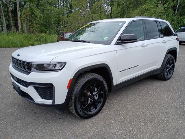 2026 Jeep Grand Cherokee Altitude