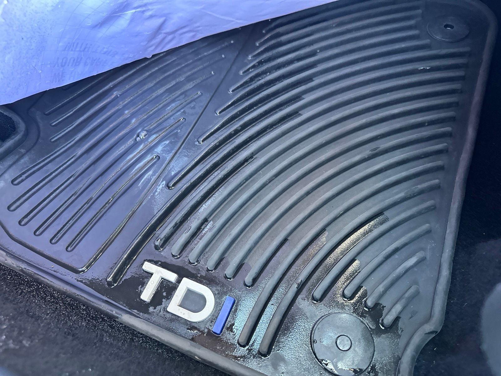 Used 2014 Black Volkswagen 2.0L TDI image 17