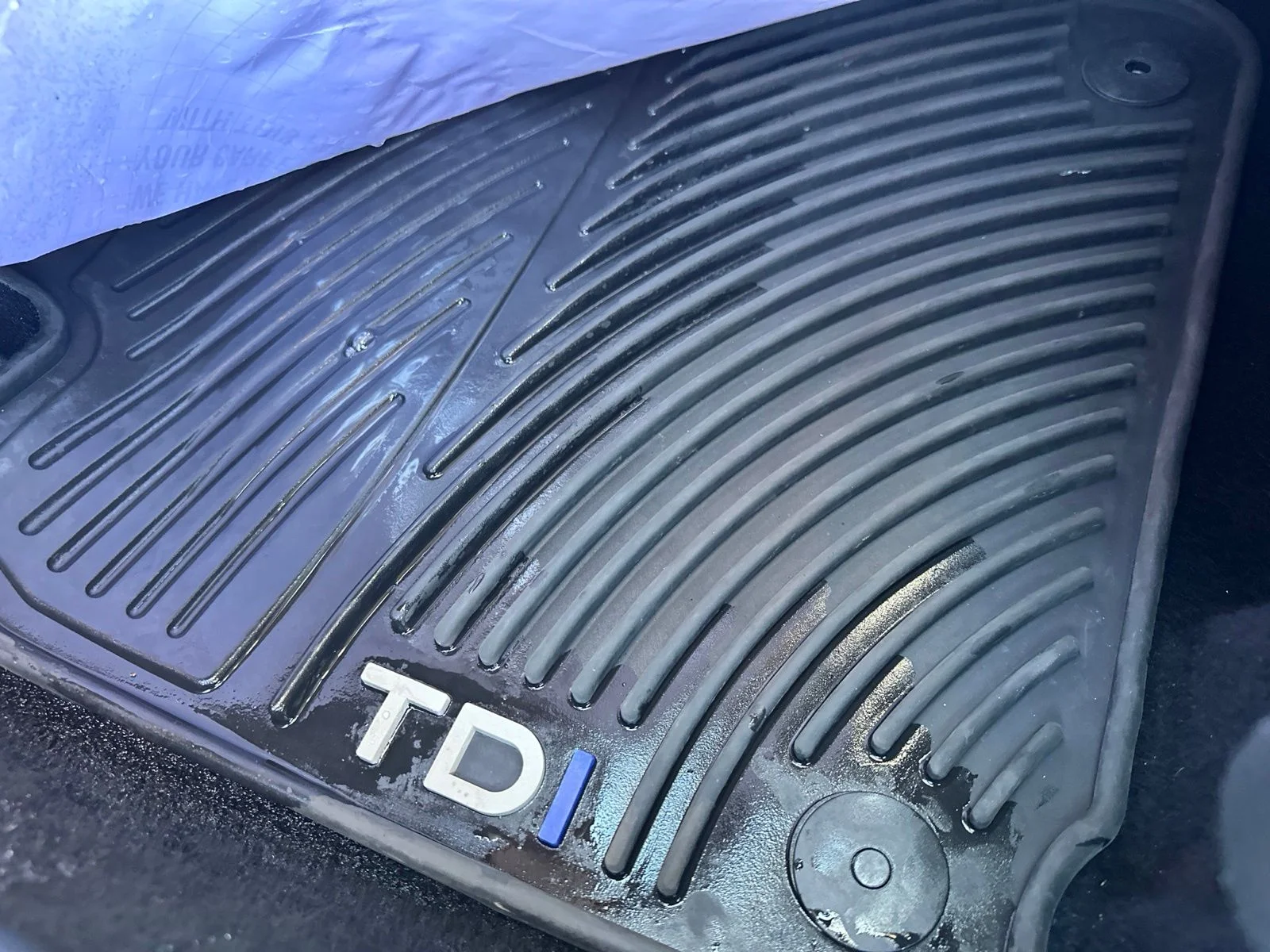 Used 2014 Black Volkswagen 2.0L TDI image 17