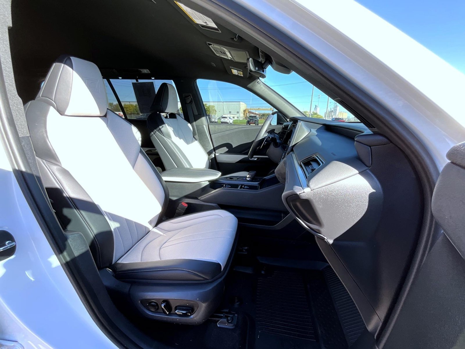 Certified Used 2026 Beige Lexus 500h F SPORT Performance Premium image 16