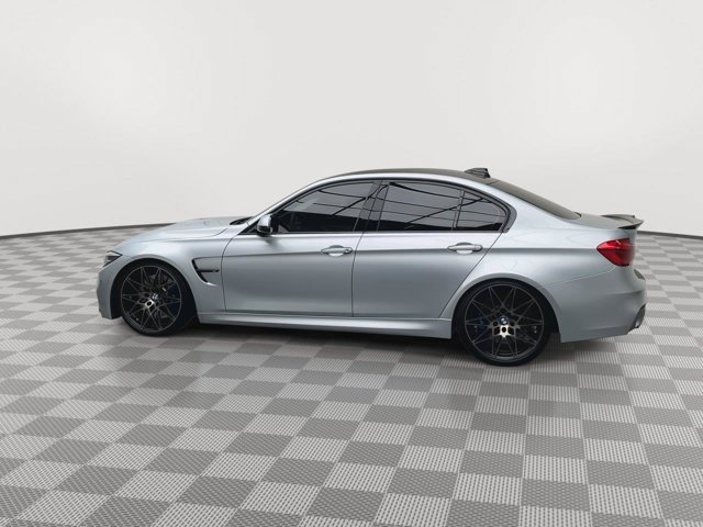 Used 2018  BMW CS image 5