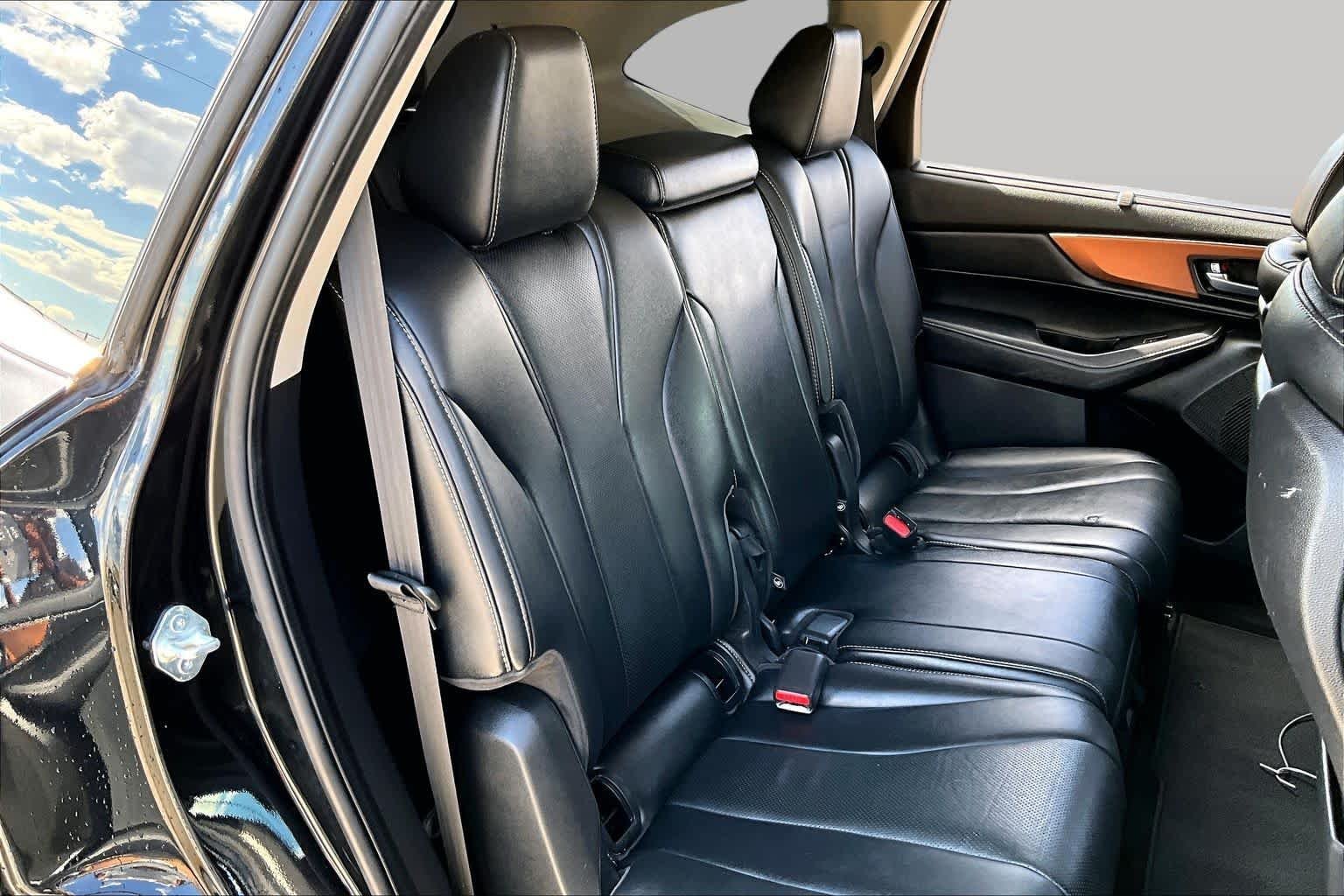 Used 2022 Majestic Black Pearl Acura w/Technology Package image 16