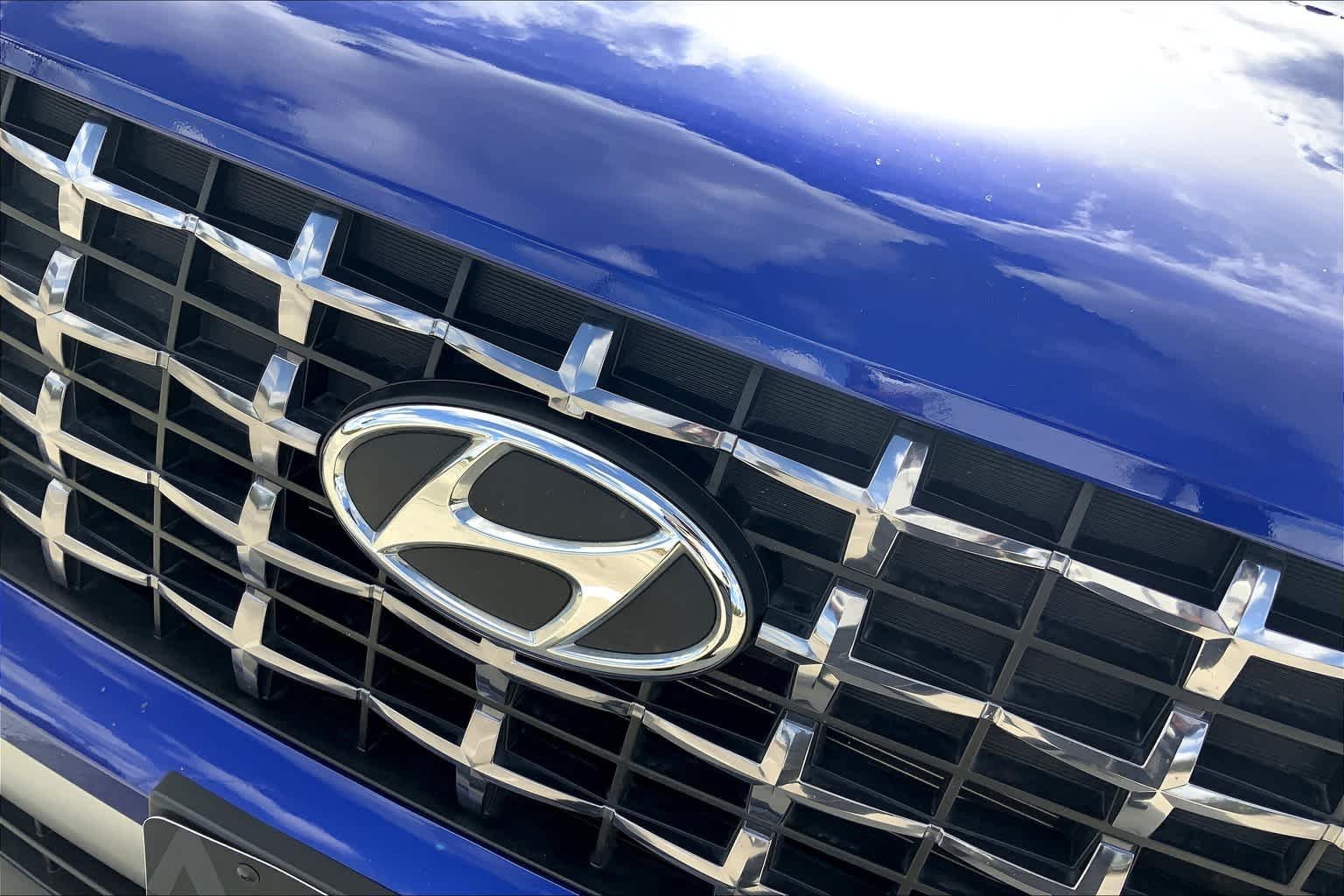 Used 2022 Intense Blue Hyundai SEL image 29