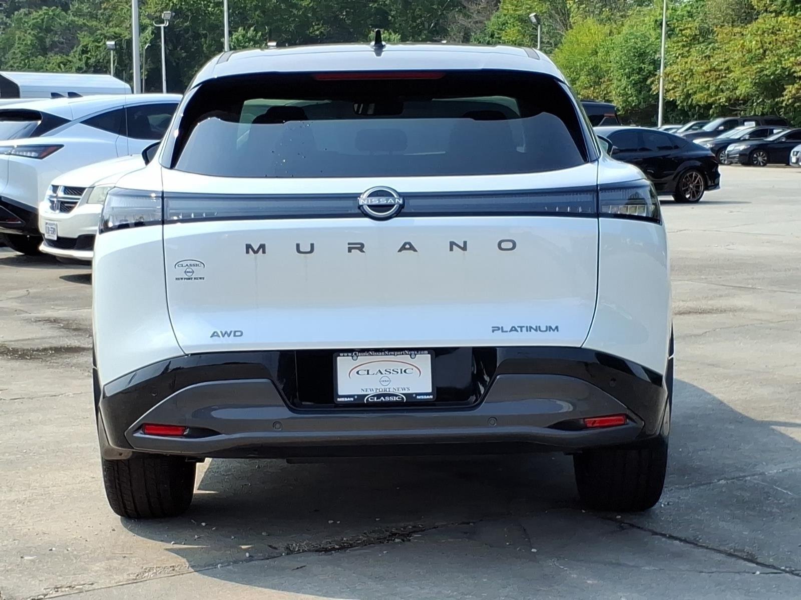 New 2026 Everest White Pearl TriCoat / Super Black Two-tone Nissan Platinum image 8