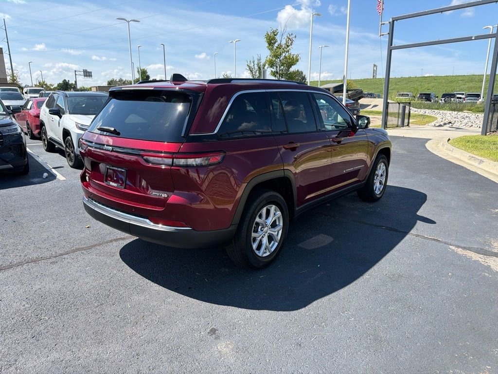 Used 2023 Red Jeep Limited image 7