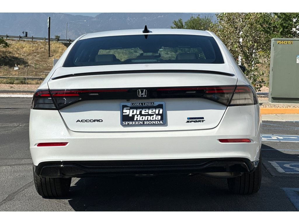 New 2026 Platinum White Pearl Honda Sport-L image 5