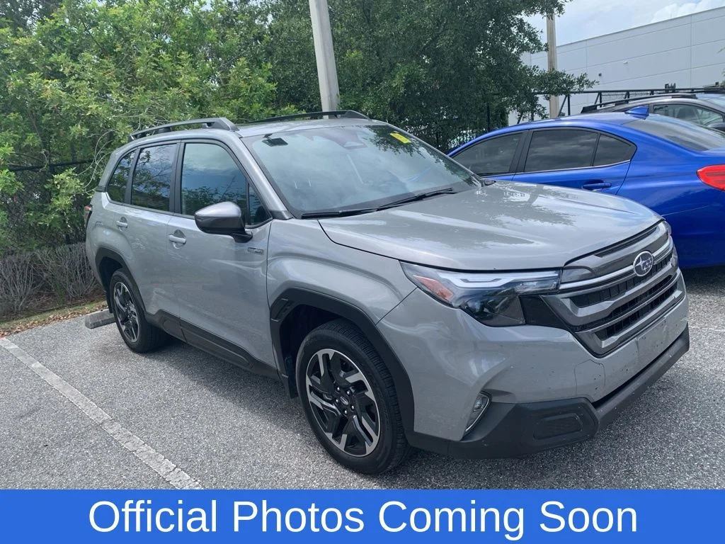 2025 Subaru Forester Premium Hybrid's photo