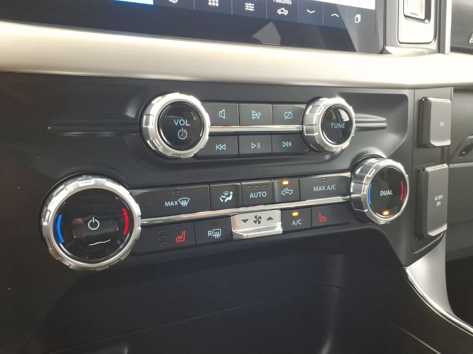 Used 2023 Carbonized Gray Metallic Ford XLT image 25