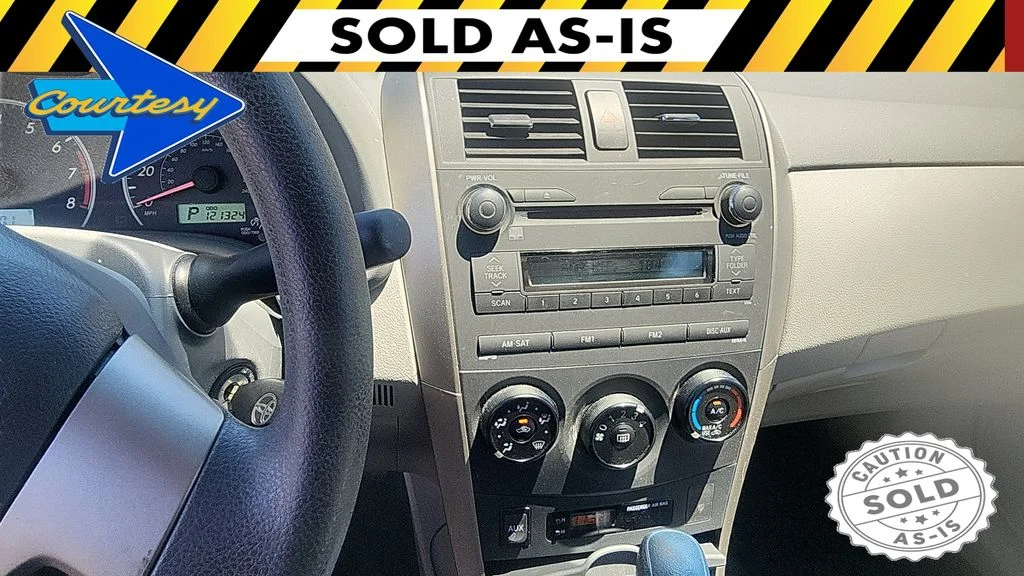 Used 2010 Silver Toyota LE image 13