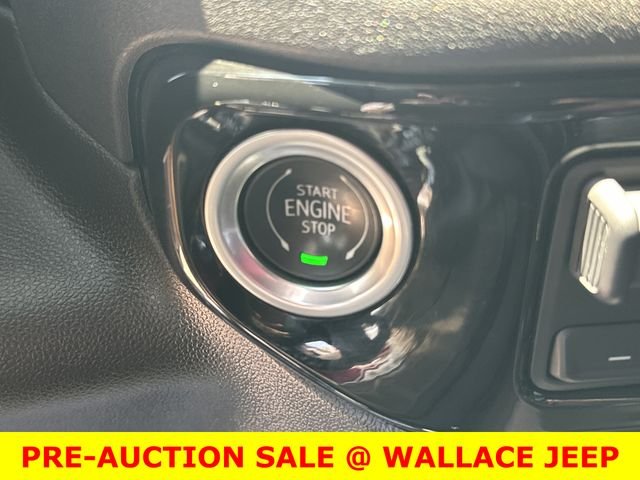 Used 2022 Red Chevrolet LT Trail Boss image 27