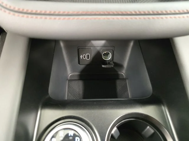 New 2027 Vapor Blue Metallic Ford Active image 31