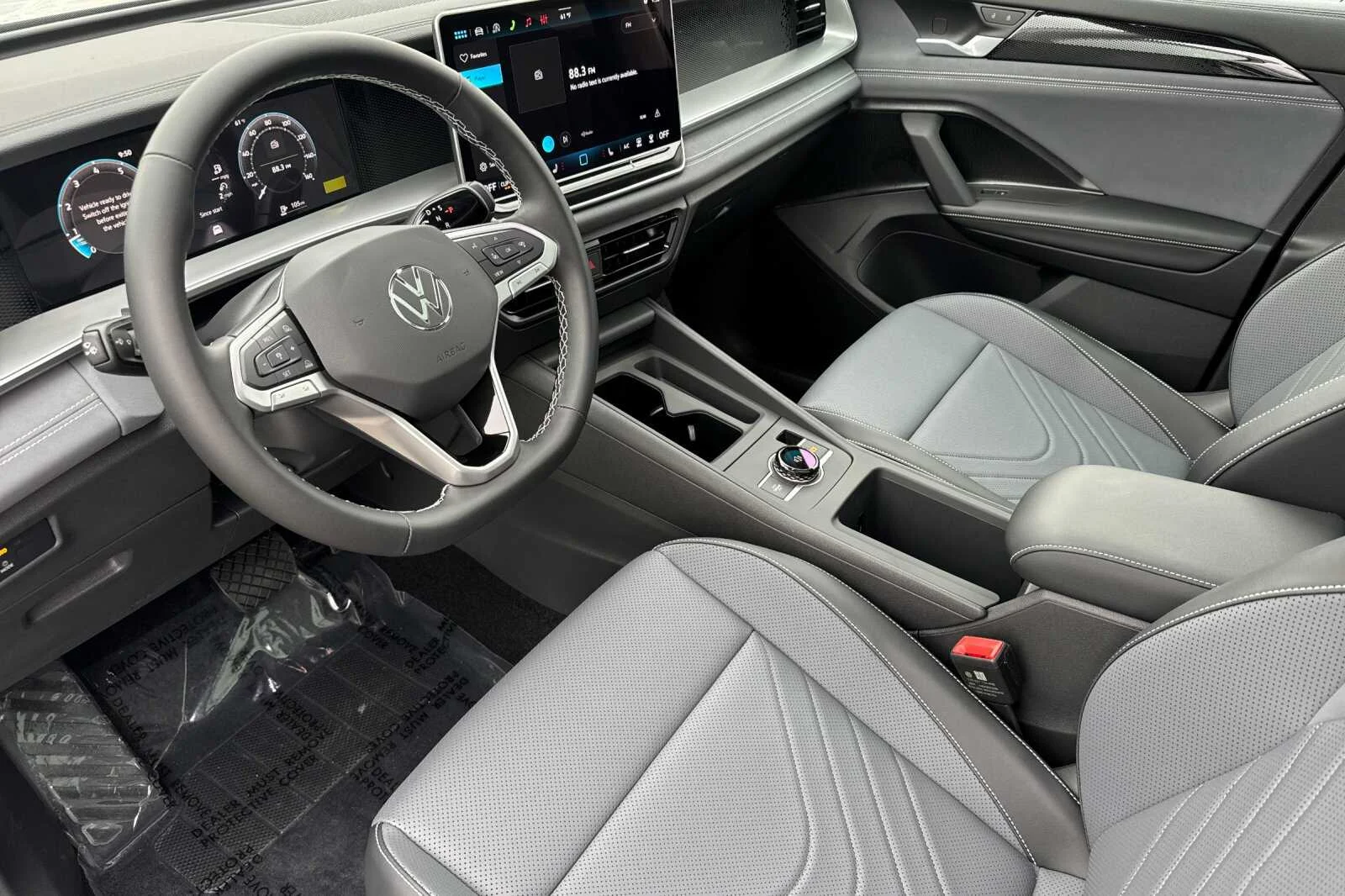 New 2026 White Volkswagen 2.0T SE image 10