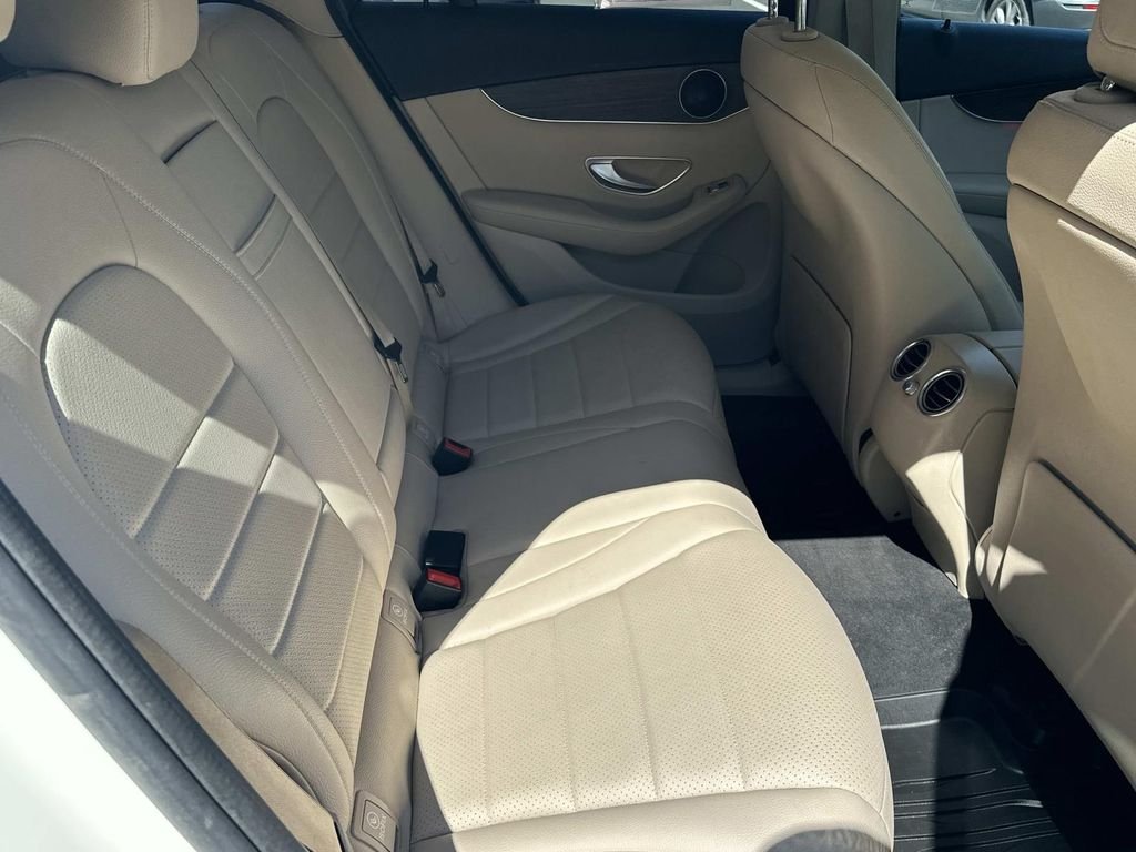 Certified Used 2022 Polar White Mercedes-Benz GLC 300 image 13