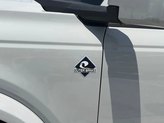 New 2026 Gray Ford Outer Banks image 5
