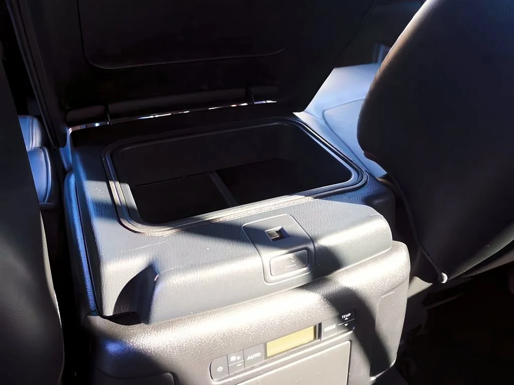 Used 2024 Gun Metallic Nissan SL image 37