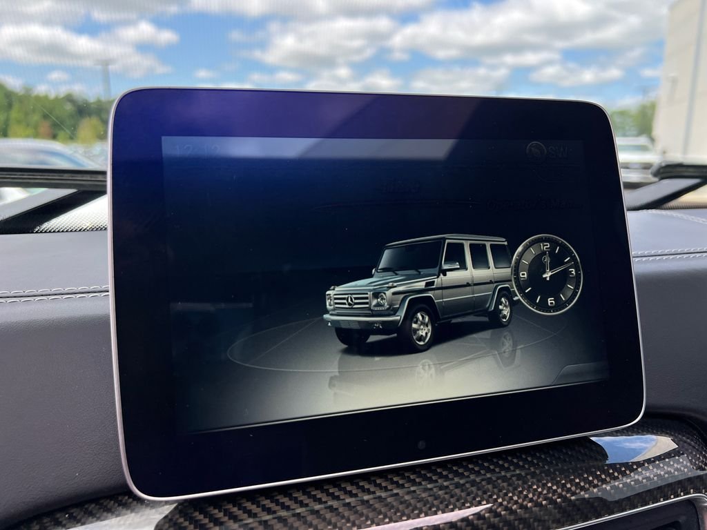Used 2017  Mercedes-Benz G 550 Squared image 16