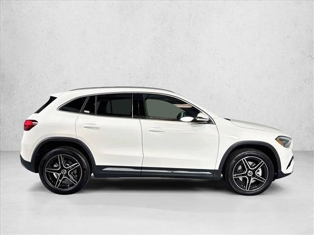 New 2026 Polar White Mercedes-Benz GLA 250 image 34