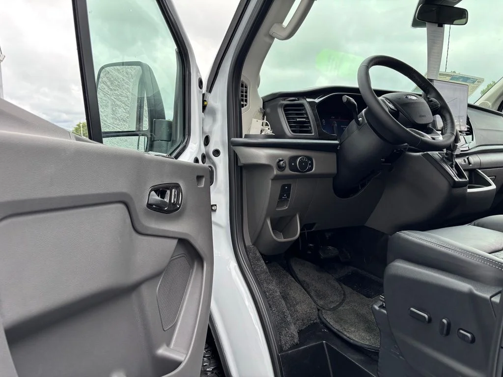 New 2026 White Ford Explorer Trail Boss image 13