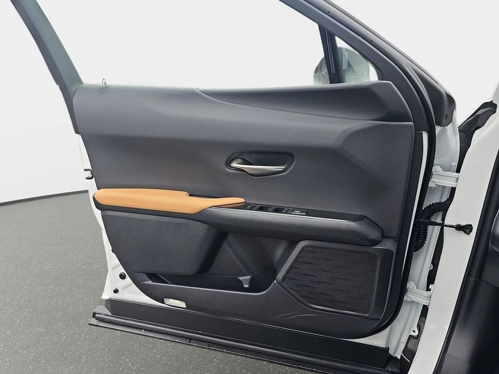 New 2026 Ultra White Lexus PREMIUM AWD image 27