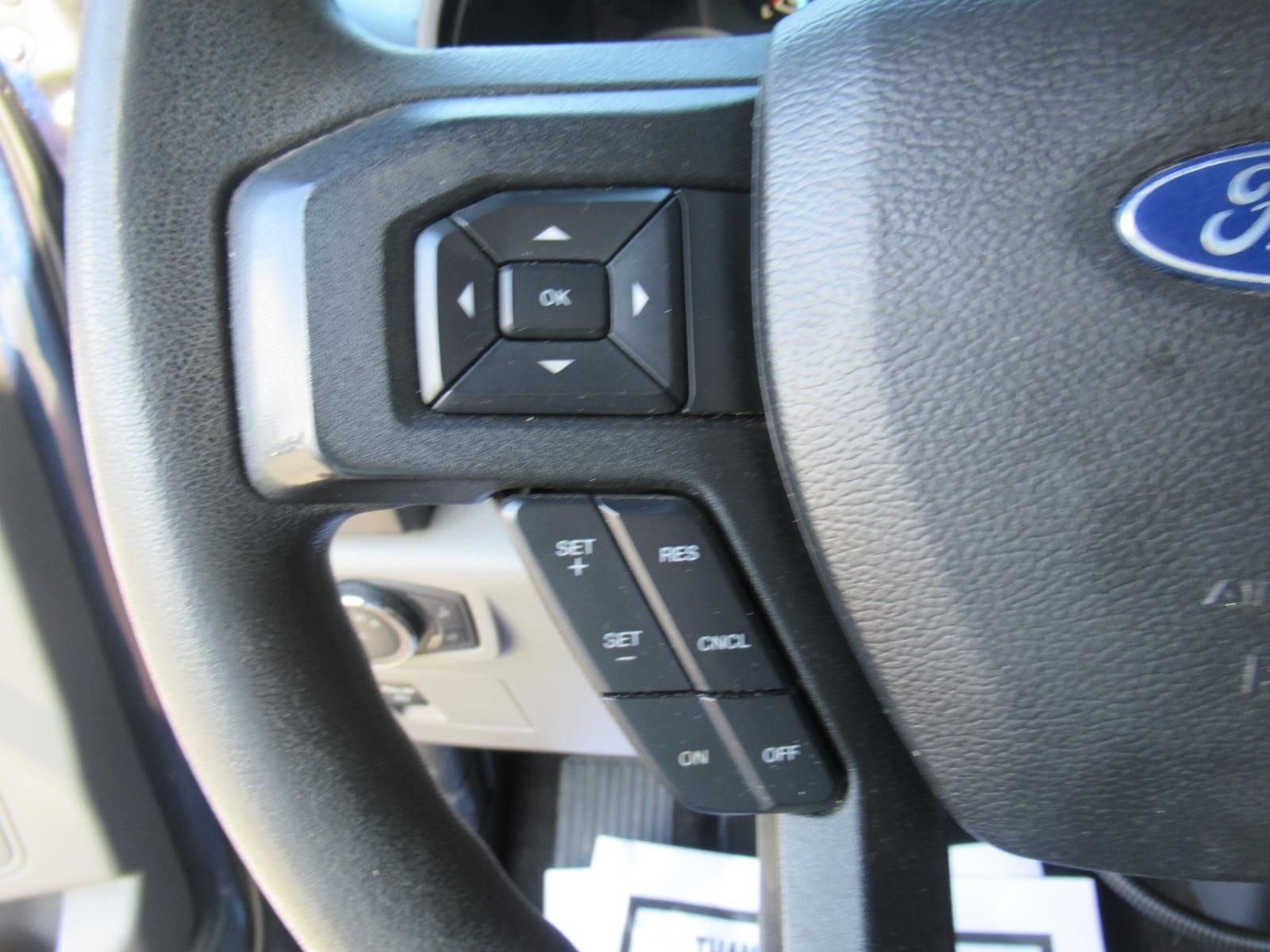 Used 2018 Blue Ford XLT image 24